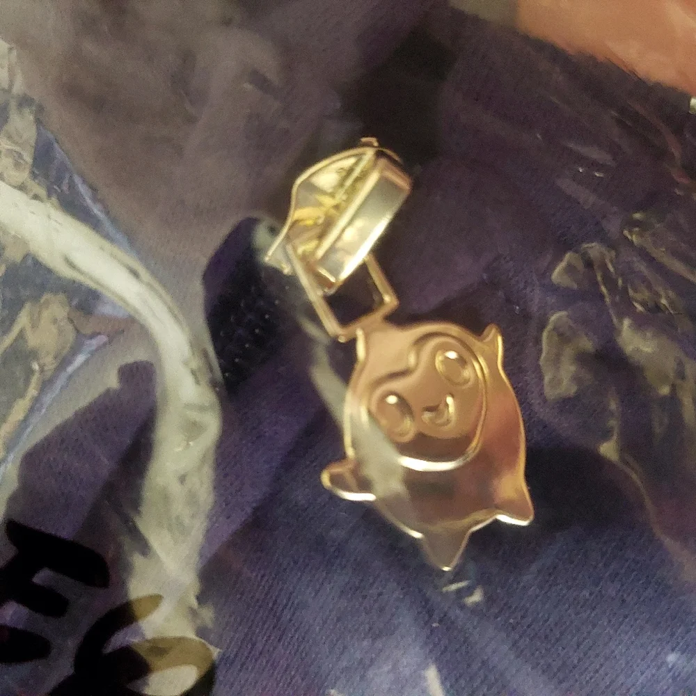 Disney's Wish movie 2023 zip up hoodie sweatshirt. NWT. With a Star zipper pull⭐ - Picture 7 of 11